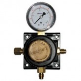 CO2 SECONDARY SOFT DRINK REGULATOR 60# GAUGE GOLD POLY IN/OUT WITH CHECK